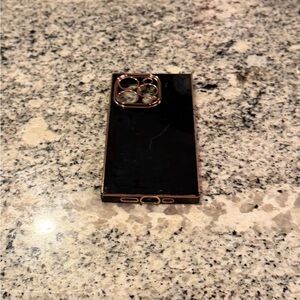 Black and Gold Smartphone Case